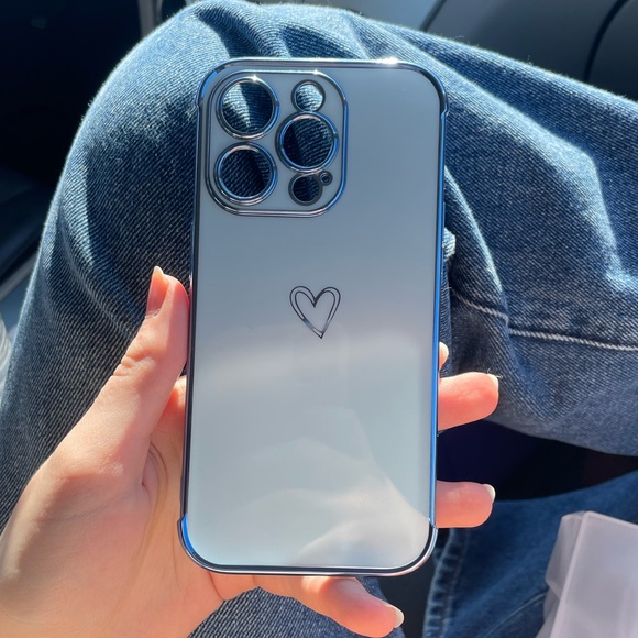 NWT iPhone 13 Pro Heart Baby Blue Case with Stand - Picture 1 of 5